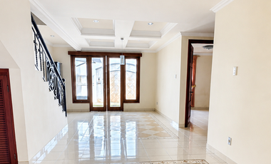 Rumah Pluit 2LT 7x25 175m2 3+1KT Semi Furnished Bisa KPR