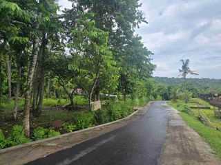 DIJUAL TANAH DI SERAYA TENGAH KARANGASEM LOKASI STRATEGIS 23 ARE VIEW PANTAI DAN BUKIT
