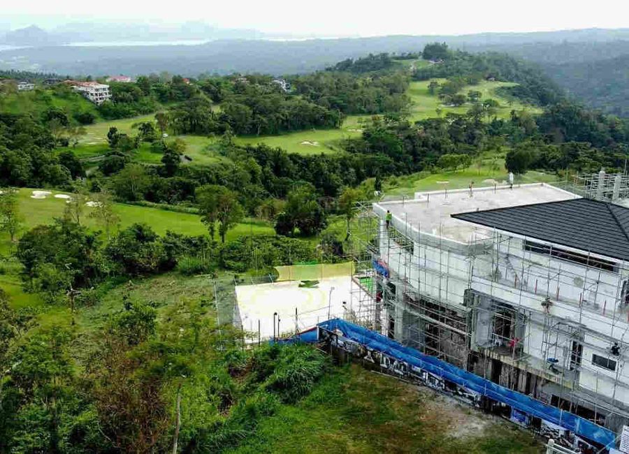 Paseo de Enrile, Splendido Taal Residential Golf & Country Club, Laurel, Batangas image 3