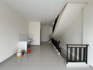 Dijual Ruko Sorrento Grande East Gading Serpong – 3 Lantai Lokasi Premium
