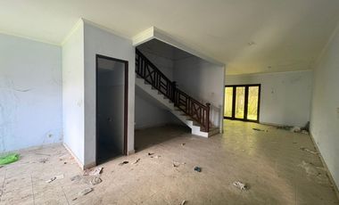 Dijual Rumah + Tanah di Jl. Bung Tomo, Denpasar Utara
