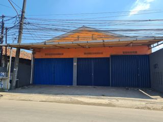 Dijual Rumah di Jalan raya Curug, Luas 274m2, Sudah dibangun 3 Kios Baru, Langsung Usaha