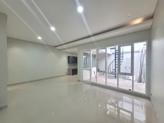 TURUN HARGA! Rumah Taman Holis Indah 1 Full Renovasi Like New Siap Huni Harga Murah