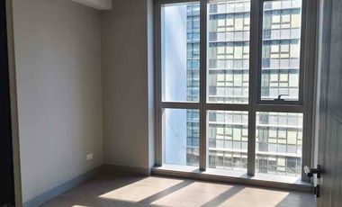 RFO 3BR Corner Unit for Sale in Uptown Arts Residence BGC – 10% DP Move-In | Luxury Condo