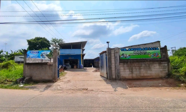 Dijual Tempat Usaha Toko Material Beserta Isinya Luas Tanah 372 m² LB 150 m²  1 Kamar Tidur 2 KM -Rp.1,375m Nego