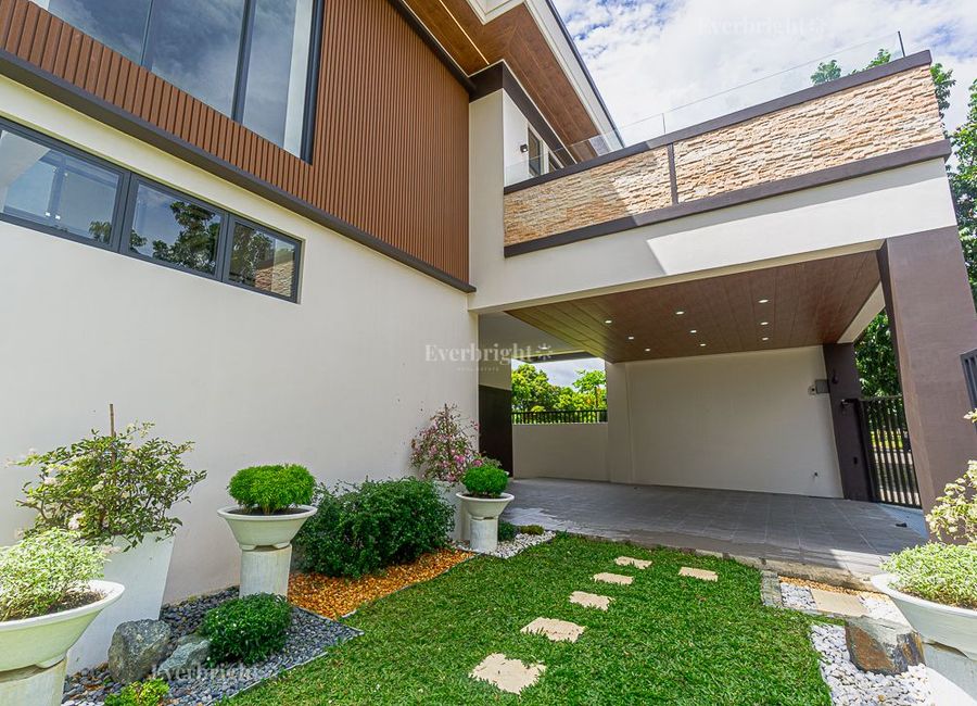 Southern Plains, Canlubang, Calamba, Laguna image 3