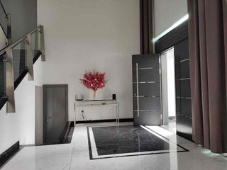 Rumah Mewah 2 Lantai BGV Sanur Indah – LT 504 m², LB 700 m², Full Furnished, SHM