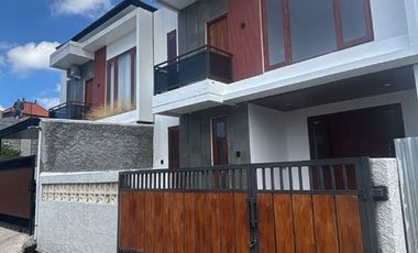 Dijual Rumah Siap Huni 3 Kamar SHM di Kerobokan Gatsu Barat Denpasar