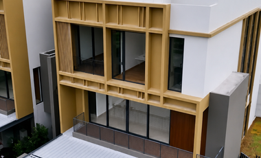 RUMAH DIJUAL DALAM CLUSTER DI BSD FASILITAS PRIVATE LIFT
