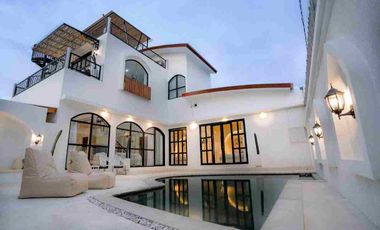 DIJUAL / DISEWAKAN VILLA OCEAN VIEW – UNGASAN