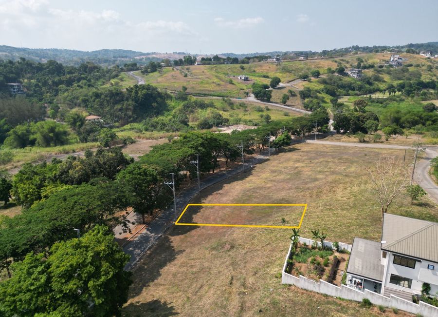 Forest Hills Avenue, Lower Tulakin, Bagong Nayon, Antipolo, Rizal image 2