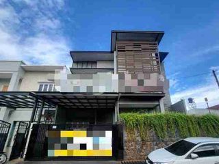 Dijual Rumah Taman Metro Permata
