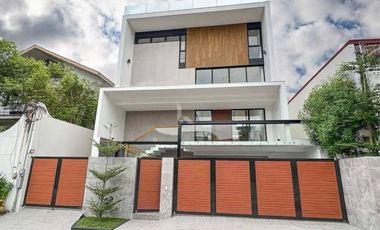 Brand New House For Sale in White Plains Village at Quezon City