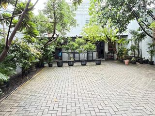 Dijual Rumah Dengan Tanah Luas di Kawasan Ciputat Timur ND-18201