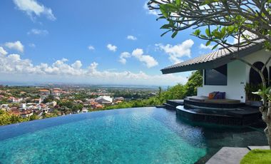 Rare Cliffside Villa in Jimbaran with Panoramic Ocean Views