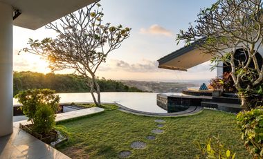 Rare Cliffside Villa in Jimbaran with Breathtaking Ocean Views