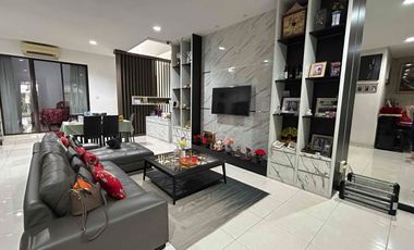 Sutera Palmyra Alam sutera Bagus Hot deal 3 Lantai Furnished Elegant Cantik