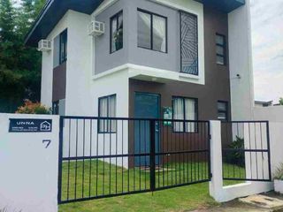 3 bedrooms single attached house in Lipa city