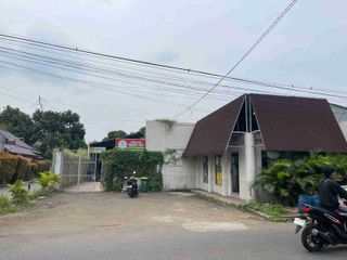 Cimanggis, Depok,bangunan & tanah , eks-Bengkel plus coffeshop, lokasi strategis, murah, siap untuk usaha