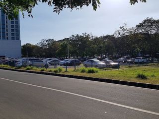 Commercial Lot For Sale in Alabang, Muntinlupa City