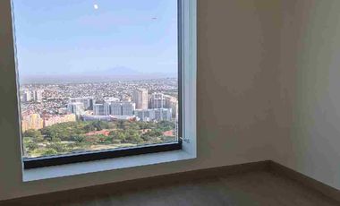 High floor 3 bed Aurelia for sale and lease