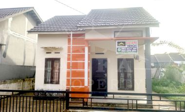 Jual Sewa Rumah Tunggal 2 KT, Tanah Luas, Dapat Kembangkan Bangunan!