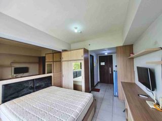 Selangkah ke UMN Univ! Studio Apartemen Scientia Residences Gading Serpong View Taman SQP Park