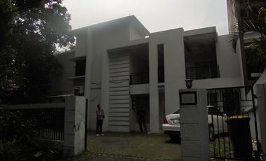 Jual MURAH Rumah PANGLIMA POLIM Lt 341 M2 Melawai Kebayoran Baru Jakarta Selatan Bawah Harga Pasar