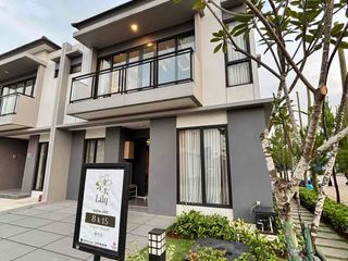 Rumah direct Akses tol paramount petals