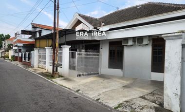Rumah Kost Dijual di Solo Dekat Mall Solo Square dan Stasiun Purwosari