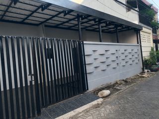 DI SEWAKAN  RUMAH KOST2AN ,120 JT PENGHASILAN PERTAHUN