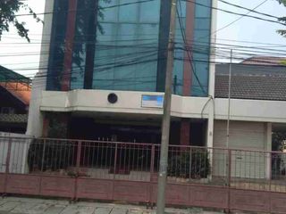 Gedung kantor & rumah & tanah dibawah harga NJOP di Cideng