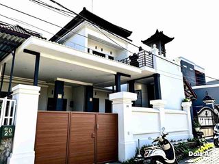 RUMAH LANTAI II DI PENAMPARAN INDAH GATSU BARAT FURNISHED