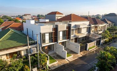 Rumah Mewah Baru Area Tanjung Duren Siap Huni