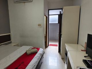 Jual kost Ekonomi Dwirwarna 14 Kamar Mangga Besar