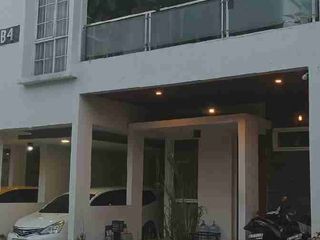 jual rumah mewah beserta isi nya