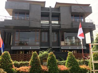 Rumah Eksklusif 3 Lantai dengan Lift di Jati Padang Jakarta Selatan CW-18152
