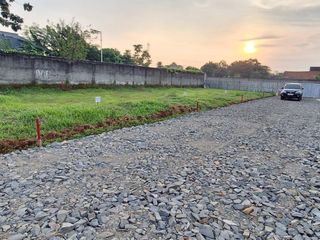 Tanah Hook Strategis Dekat Kampus UNPAM, Cocok Hunian SHM Pasti