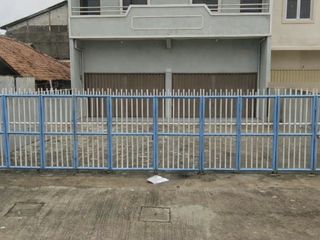 DIJUAL RUKO GANDENG AKSES RAMAI UKURAN BESAR HARGA TERMURAH DI PERIUK TANGERANG