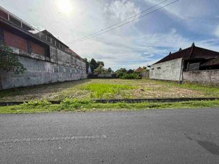 Tanah Singapadu Sukawati Bali