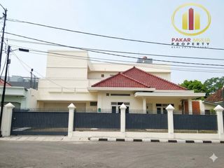 Dijual Rumah Gaya Kolonial Abadi Kondisi Prima Siap Huni Jantung Kota Bandung Dekat Jogya Sunda