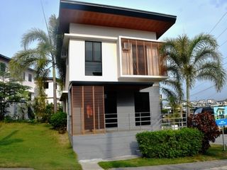 Overlooking RFO 3BR House in Compostela, Cebu City