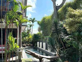 Villa Mewah 2 Lantai Puri Gading Jimbaran Gaya Tropis Full Furnish
