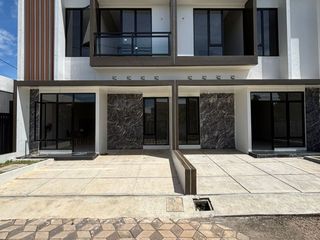 Rumah Baru 2 Lantai Siap Huni Bebas Banjir, DP 0% Cicilan Mulai 4 Jutaan, Strategis 10 Menit ke Tol dan Stasiun KRL Serpong - FREE PPN & Bebas Biaya