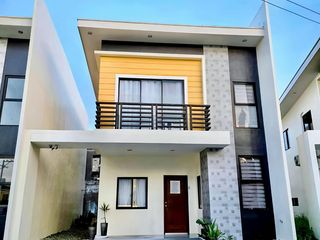Semi-Furnished Single Attached House and Lot in Looc Lapu-Lapu City, Cebu