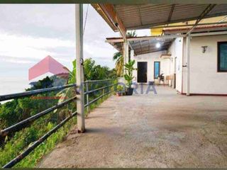 Rumah 4 Kamar bisa dijadikan Homestay  dekat pantai Air Manih di bukit Gadogado Padang