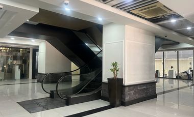 For Sale 21.85 sqm Commercial Space in Laureano Di Trevi Towers Tower 1, Chino Roces Ave., Brgy. Pio Del Pilar, Makati City
