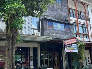 Ruko 4 Lantai di Drupadi Seminyak Kuta Dkt Sunset Road Batu Belig Kerobokan