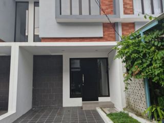Dijual Rumah Minimalis Nyaman di Cluster Area Bintaro Tangsel VA-18194