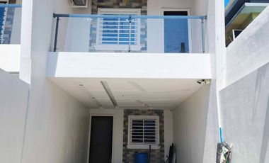 Pilar 5 Las Pinas Townhouse for Sale